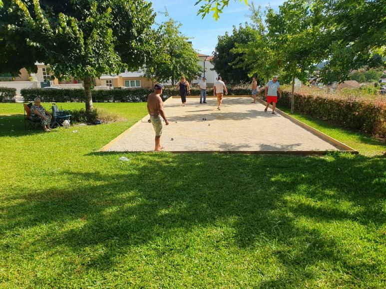 Jogo da Petanca no Parque de Lazer da Coutada