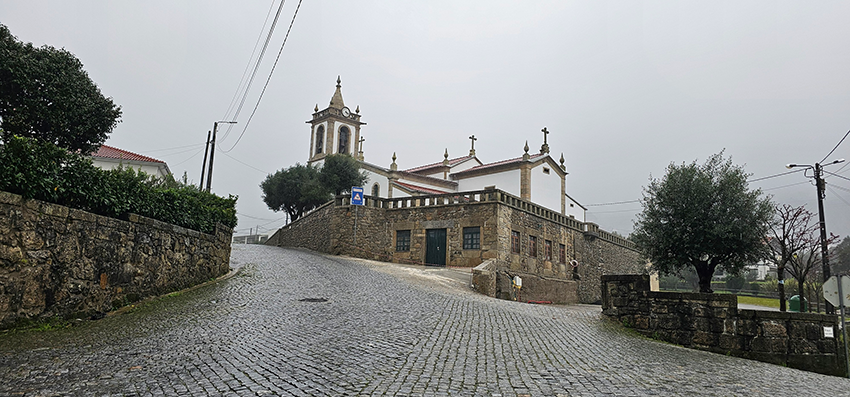 Obras na Capela Mortuária de Carapeços